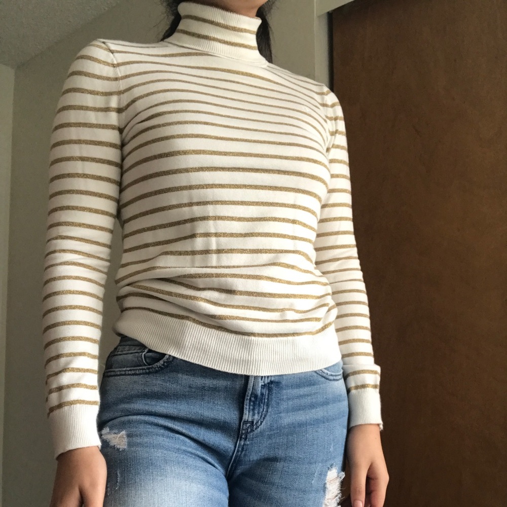 turtleneck